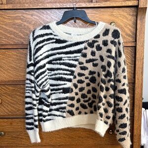 Elan Black and Cream Animal Print Sweater
SO SOFT!